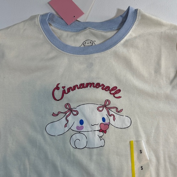 Cinnamoroll by Sanrio T-Shirt NWT Size S - Picture 2 of 5